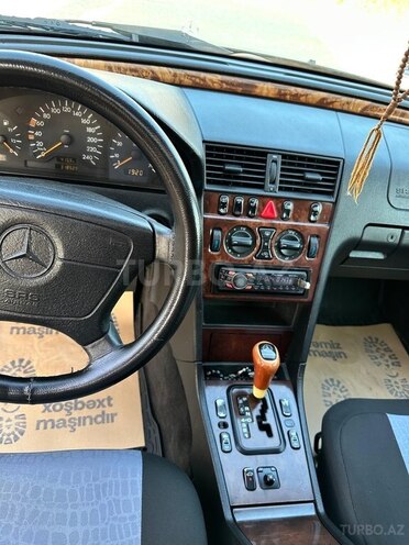 Mercedes C 180 1998, 318,000 km - 1.8 l - Bakı
