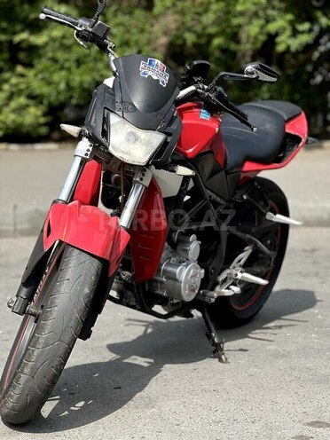 Megelli 250R-1