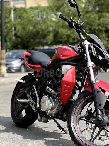 Megelli 250R-3