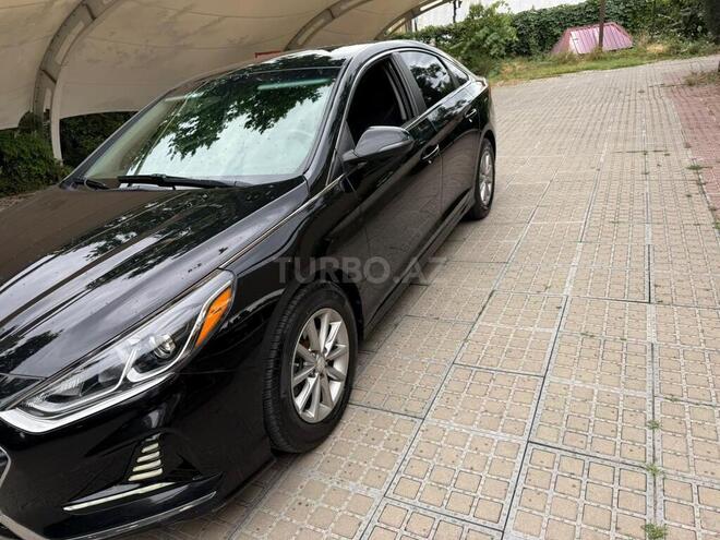 Hyundai Sonata-6
