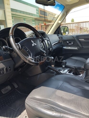 Mitsubishi Pajero 2013, 122,000 km - 3.5 l - Lənkəran