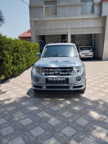 Mitsubishi Pajero 2013, 122,000 km - 3.5 l - Lənkəran