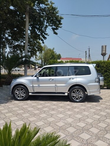 Mitsubishi Pajero 2013, 122,000 km - 3.5 l - Lənkəran