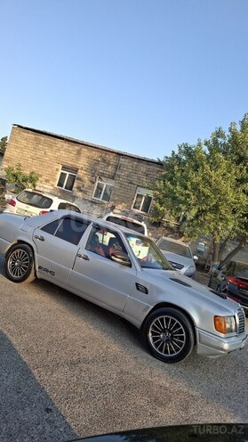 Mercedes E 220 d 1993, 350,000 km - 2.2 l - Bakı