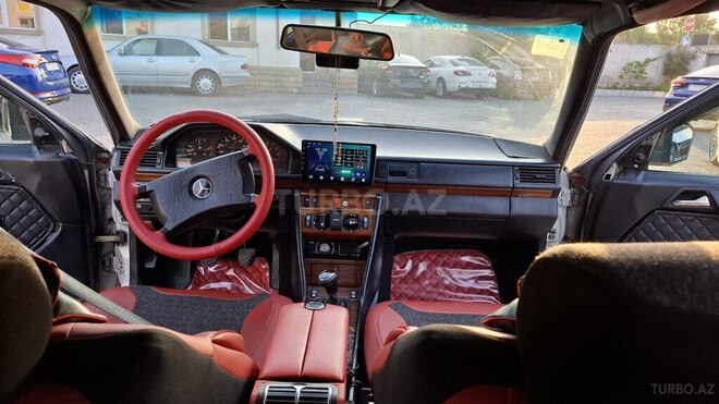 Mercedes E 220 d 1993, 350,000 km - 2.2 l - Bakı