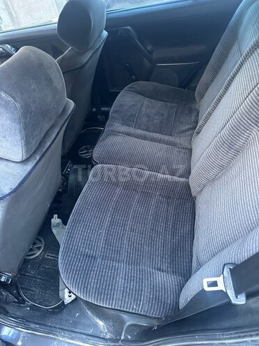 Volkswagen Golf 1992, 270,000 km - 2.0 l - Bakı