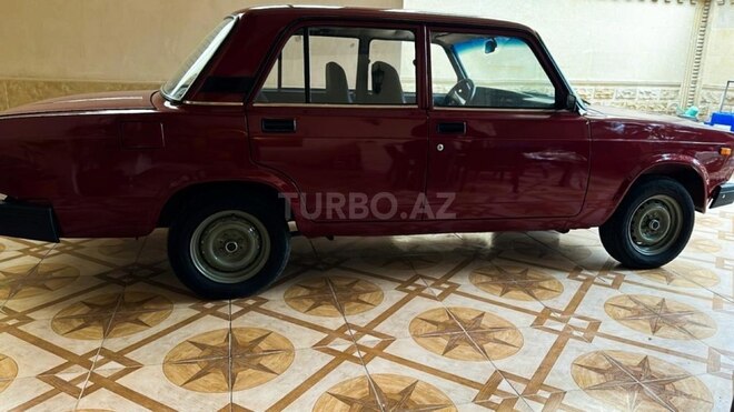 LADA (VAZ) 2107-4