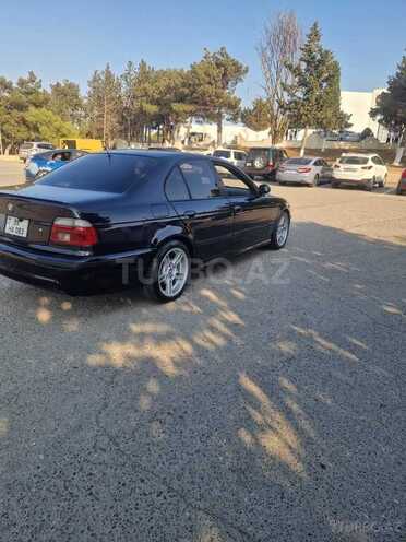 BMW 525 2003, 300,000 km - 2.5 l - Bakı