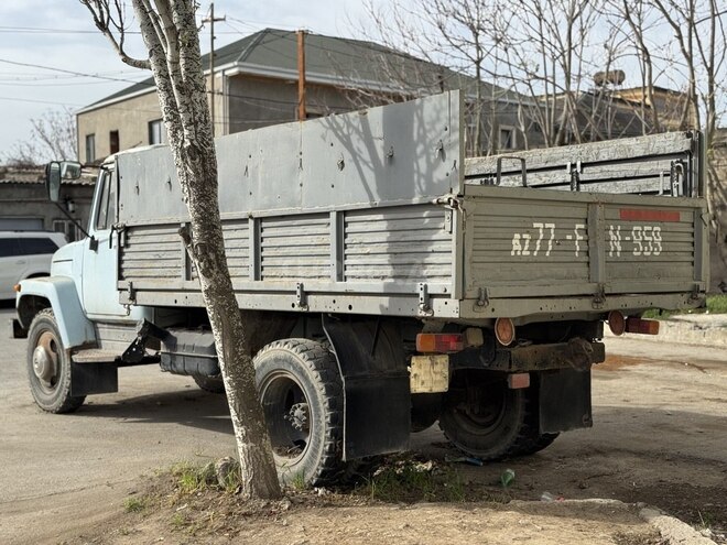 GAZ  1993, 300,000 km - 4.2 l - Bakı