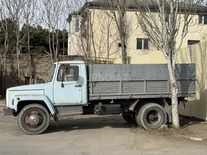 GAZ  1993, 300,000 km - 4.2 l - Bakı