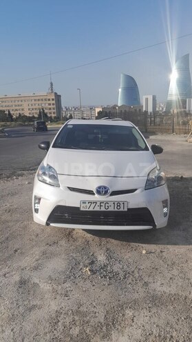 Toyota Prius-1