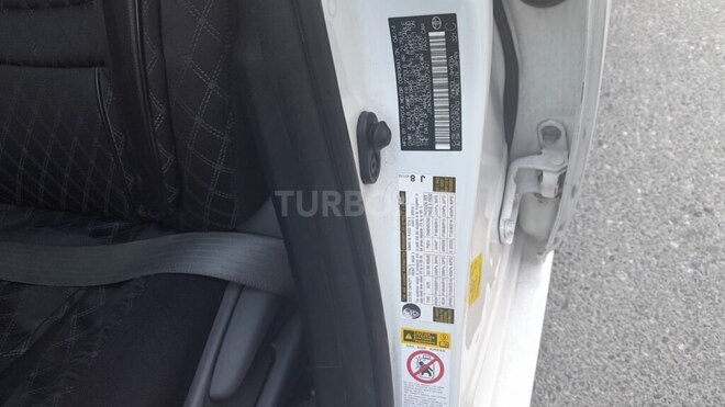 Toyota Prius-9
