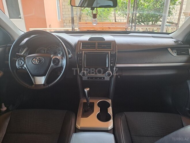 Toyota Camry 2014, 180,000 km - 2.5 л - Ağcabədi