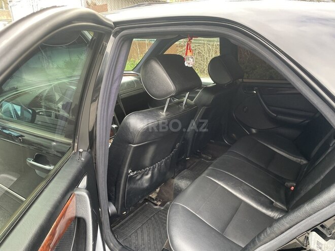 Mercedes C 230 2000, 304,465 km - 2.3 l - Qazax
