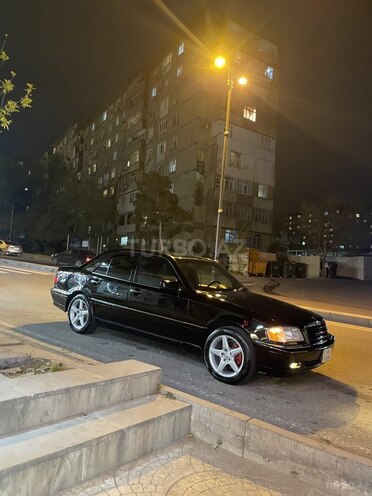 Mercedes C 230 2000, 304,465 km - 2.3 l - Qazax