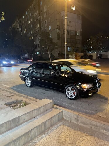 Mercedes C 230 2000, 304,465 km - 2.3 l - Qazax