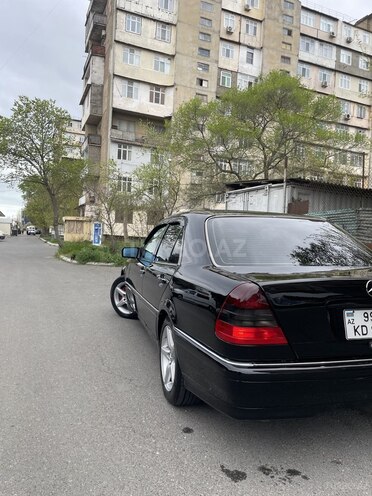 Mercedes C 230 2000, 304,465 km - 2.3 l - Qazax