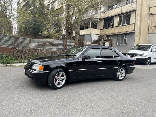 Mercedes C 230 2000, 304,465 km - 2.3 l - Qazax