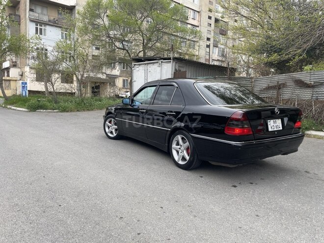 Mercedes C 230 2000, 304,465 km - 2.3 l - Qazax