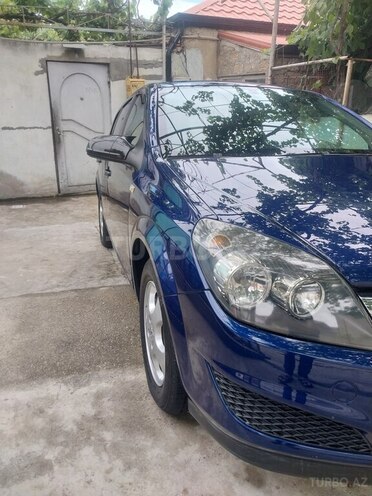 Opel Astra 2009, 250,000 km - 1.4 l - Bakı