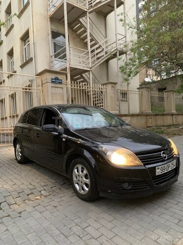 Opel Astra 2005, 310,000 km - 1.4 л - Bakı
