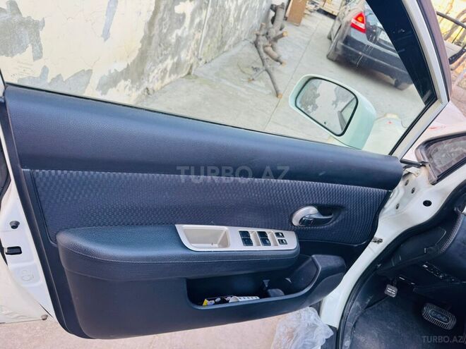 Nissan Tiida 2011, 85,000 km - 1.6 l - Gəncə