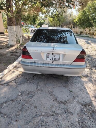 Mercedes C 200 2000, 365,000 km - 2.0 l - Bakı