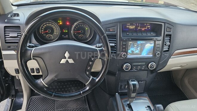 Mitsubishi Pajero 2008, 169,000 km - 3.0 л - Bakı