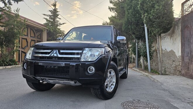 Mitsubishi Pajero 2008, 169,000 km - 3.0 л - Bakı