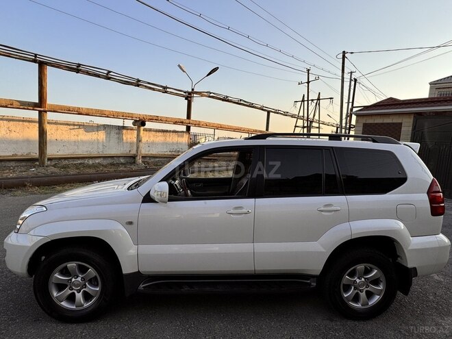 Toyota Land Cruiser Prado-3