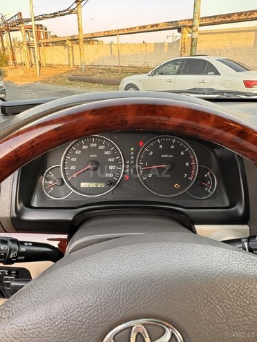 Toyota Land Cruiser Prado-14
