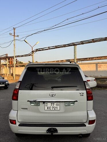 Toyota Land Cruiser Prado-4