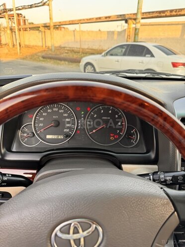 Toyota Land Cruiser Prado-13