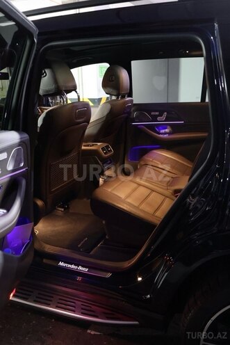 Mercedes GLS 580 4MATIC 2020, 24,000 km - 5.8 l - Bakı