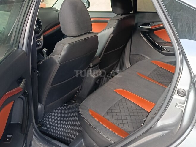 LADA (VAZ) Vesta Cross 2019, 120,000 km - 1.8 л - Saatlı