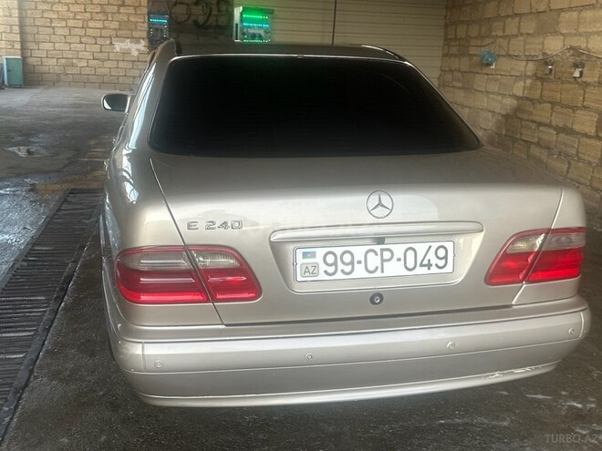Mercedes E 240 2000, 252,000 km - 2.4 l - Gədəbəy