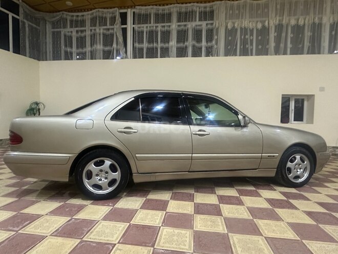 Mercedes E 240 2000, 252,000 km - 2.4 l - Gədəbəy
