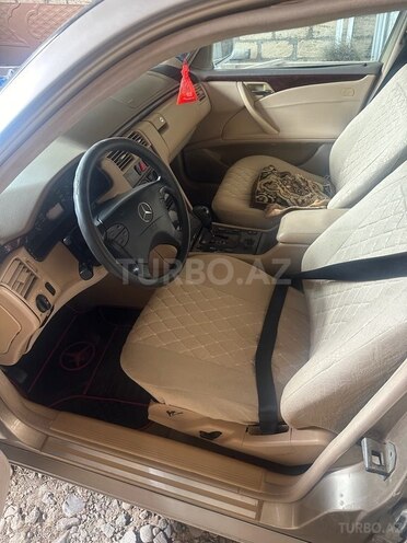 Mercedes E 240 2000, 252,000 km - 2.4 l - Gədəbəy