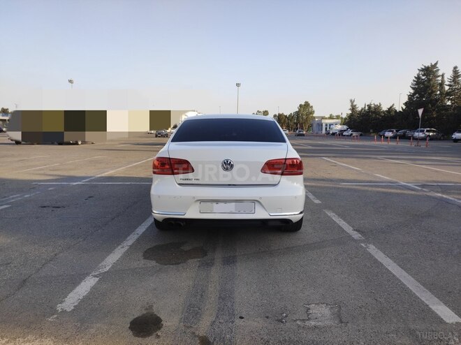 Volkswagen Passat 2011, 290,000 km - 1.8 л - Bakı