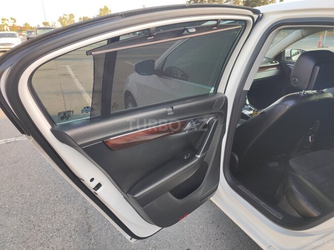 Volkswagen Passat 2011, 290,000 km - 1.8 л - Bakı