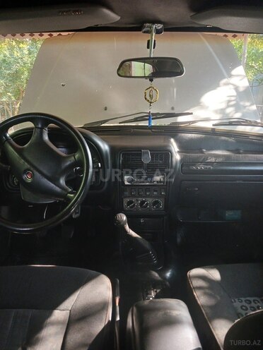 GAZ 31105 2006, 285,000 km - 2.3 l - Biləsuvar
