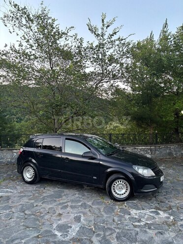 Opel Astra 2006, 180,000 km - 1.3 l - Zaqatala