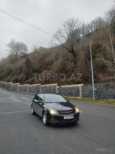 Opel Astra 2006, 180,000 km - 1.3 l - Zaqatala