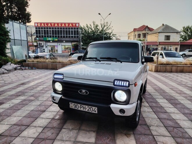 LADA (VAZ) Niva-2