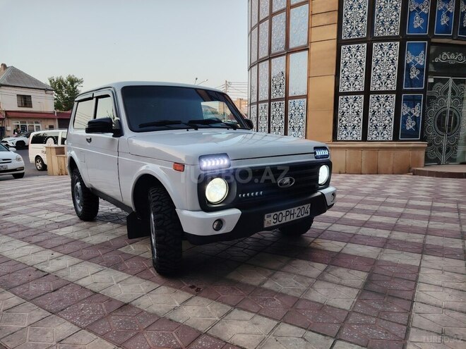LADA (VAZ) Niva-6