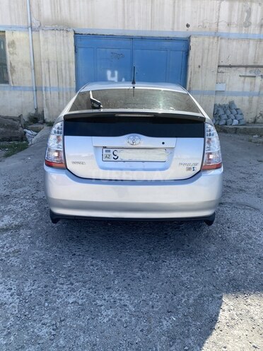 Toyota Prius-9