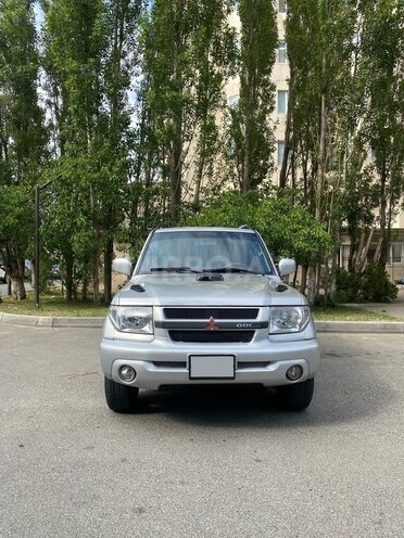 Mitsubishi Pajero io 2002, 270,000 km - 2.0 l - Bakı