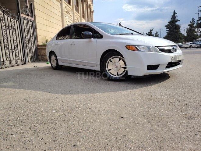 Honda Civic 2011, 346,009 km - 1.3 l - Qusar