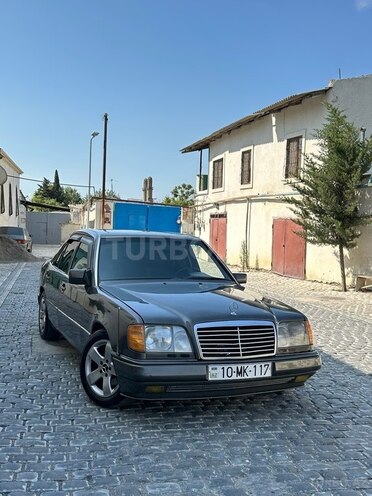 Mercedes E 200 1993, 583,471 km - 2.0 l - Bakı