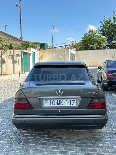 Mercedes E 200 1993, 583,471 km - 2.0 l - Bakı
